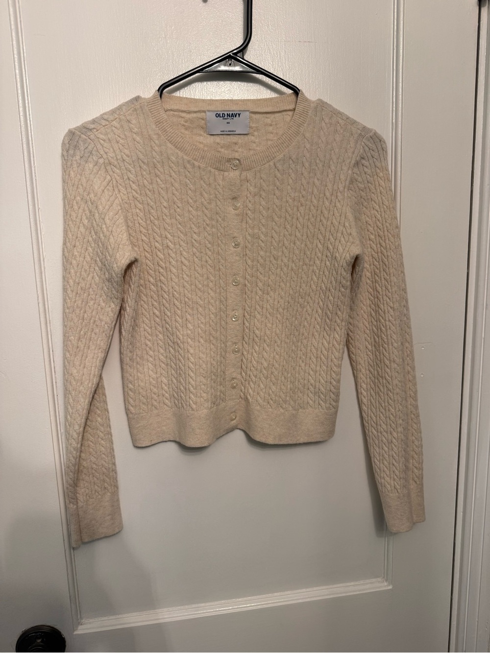 Old Navy Cream Cable Knit Button-Up Cardigan